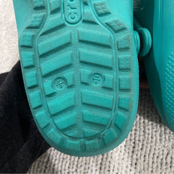 CROCS Teal fleece lined Shoes with JIBBITZ charms 8 - Picture 5 of 5